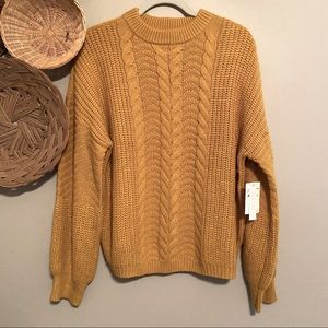 NWT ABOUND Thick Crew Neck Sweater